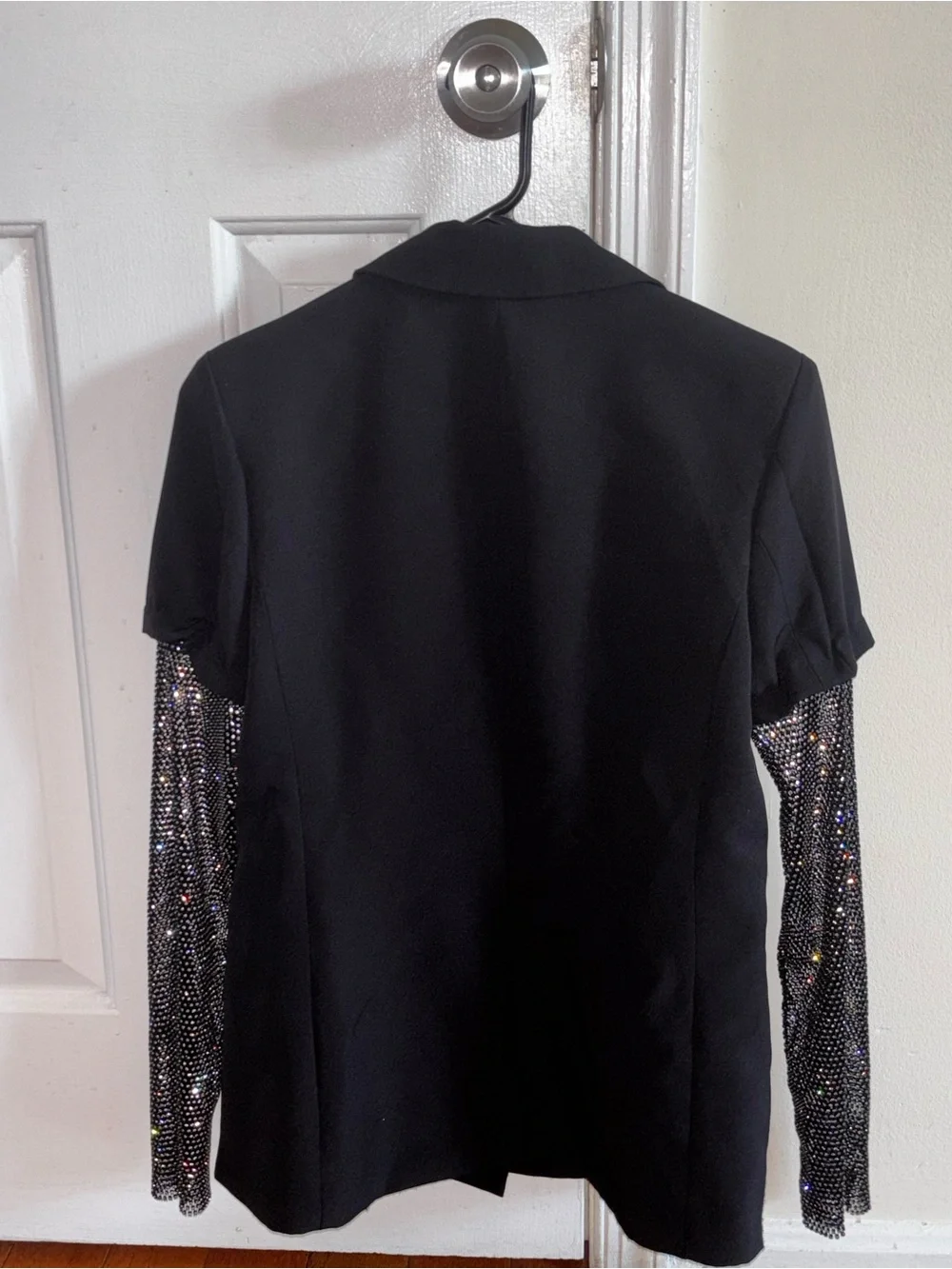 AKIRA tailored black